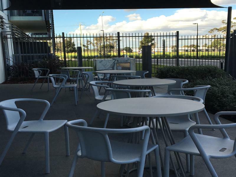 Quest Melbourne Airport Aparthotel Buitenkant foto